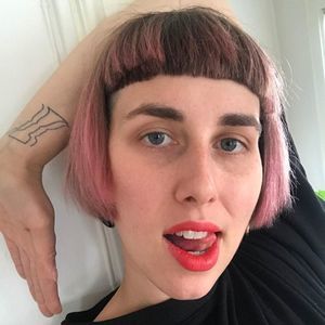 Meet your Posher, Madeleine